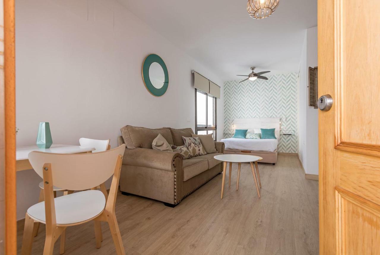 Santa Marina Central Loft By Valcambre Seville Exterior photo